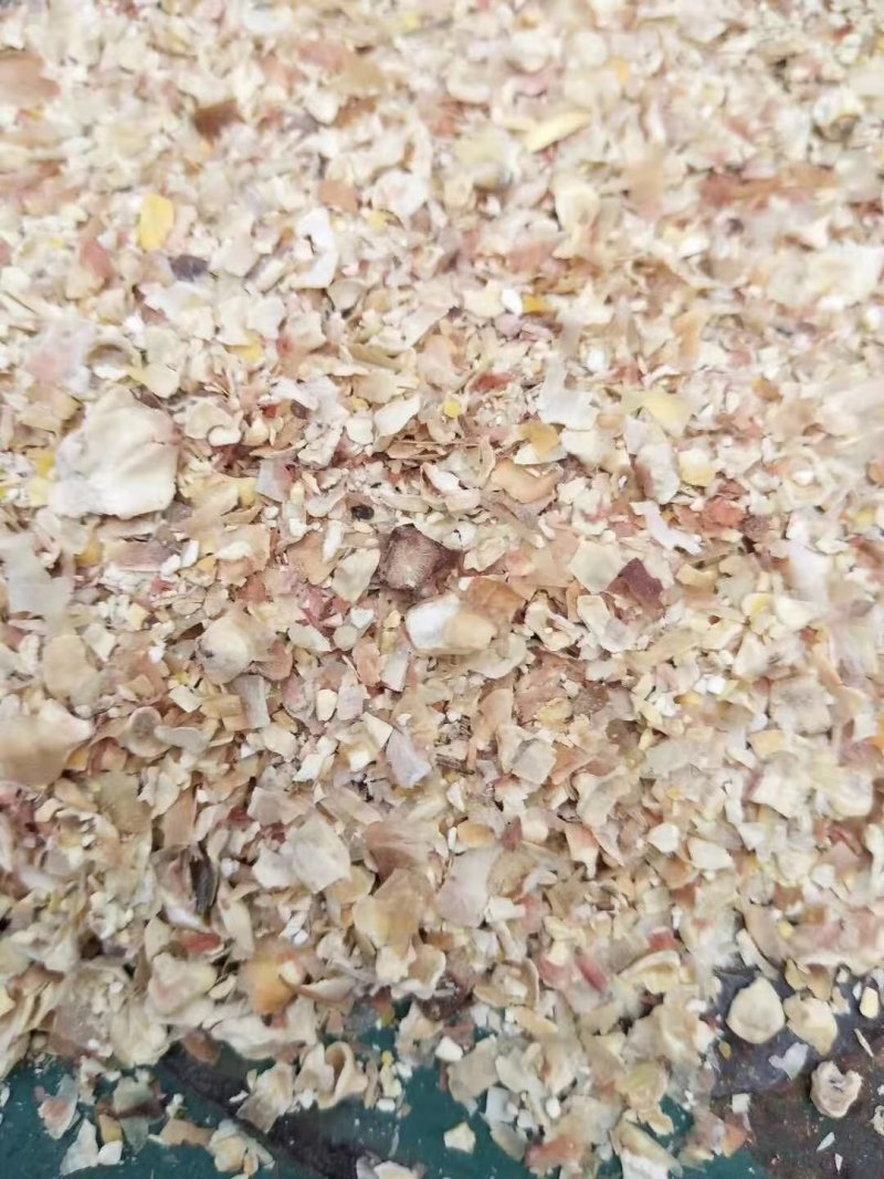 现货供应喷浆玉米皮，牛羊饲料大片玉米纤维，家禽饲料玉米糠