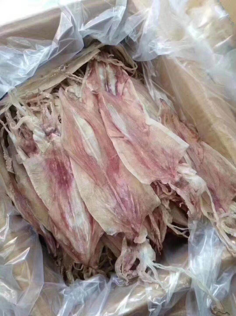 广东南澳岛农村人精心制作，优质鱿鱼干，海船深海捕捞，欢迎订购