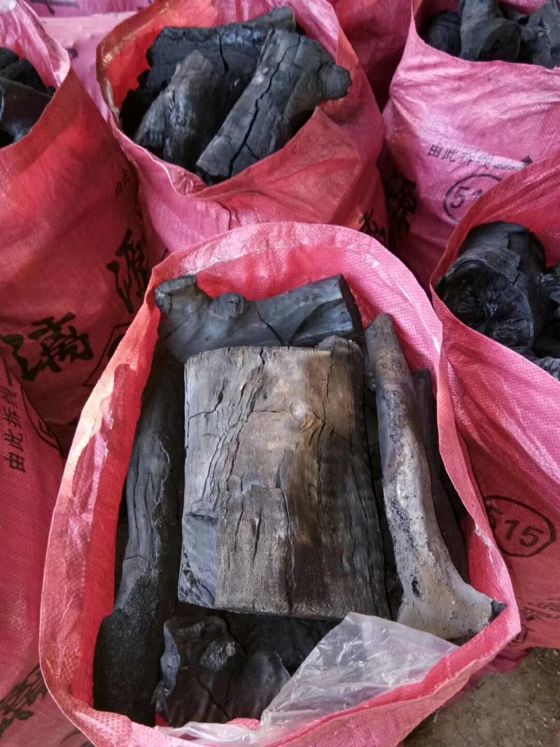 苹果木炭厂家直销主要烧烤取暖大量现货供应商
