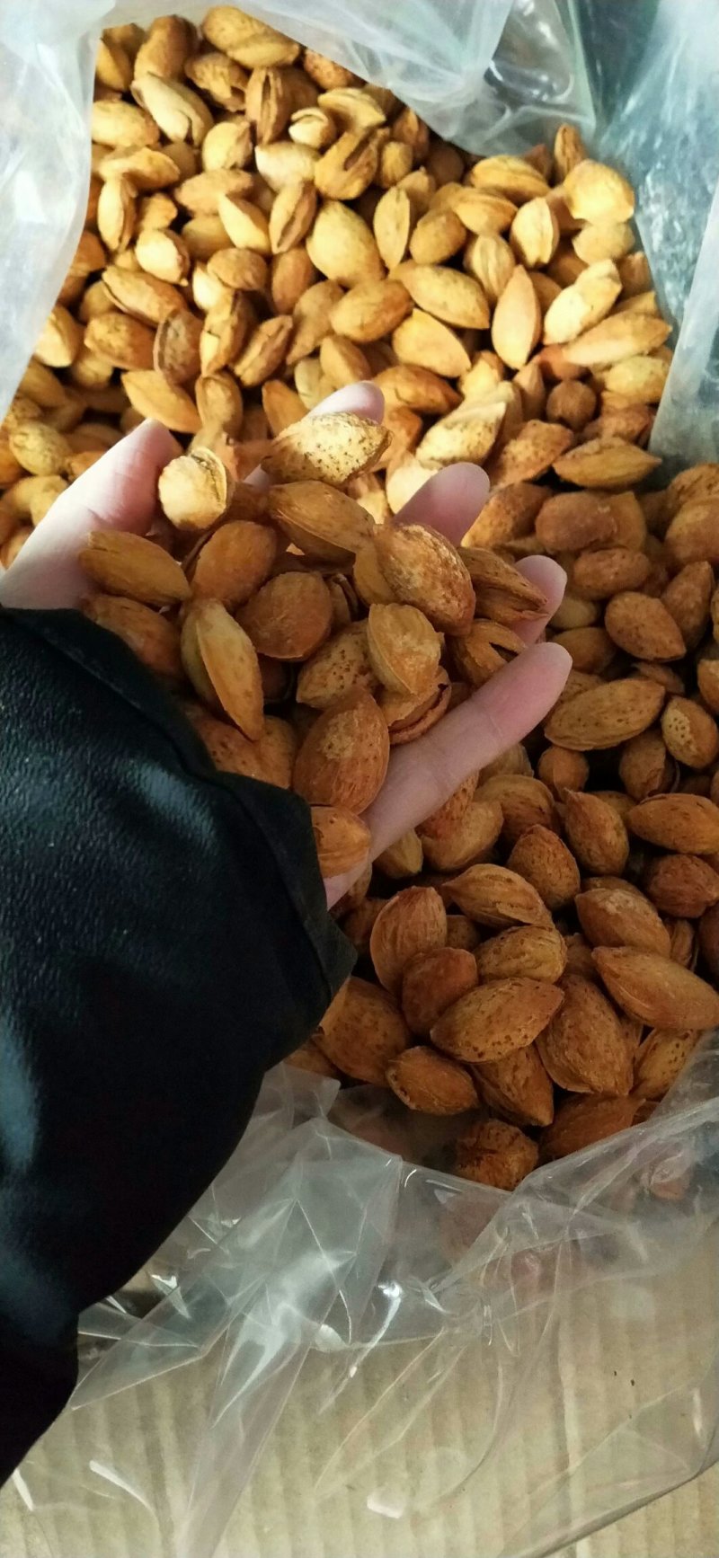 巴达木五香味没坏果物美价廉