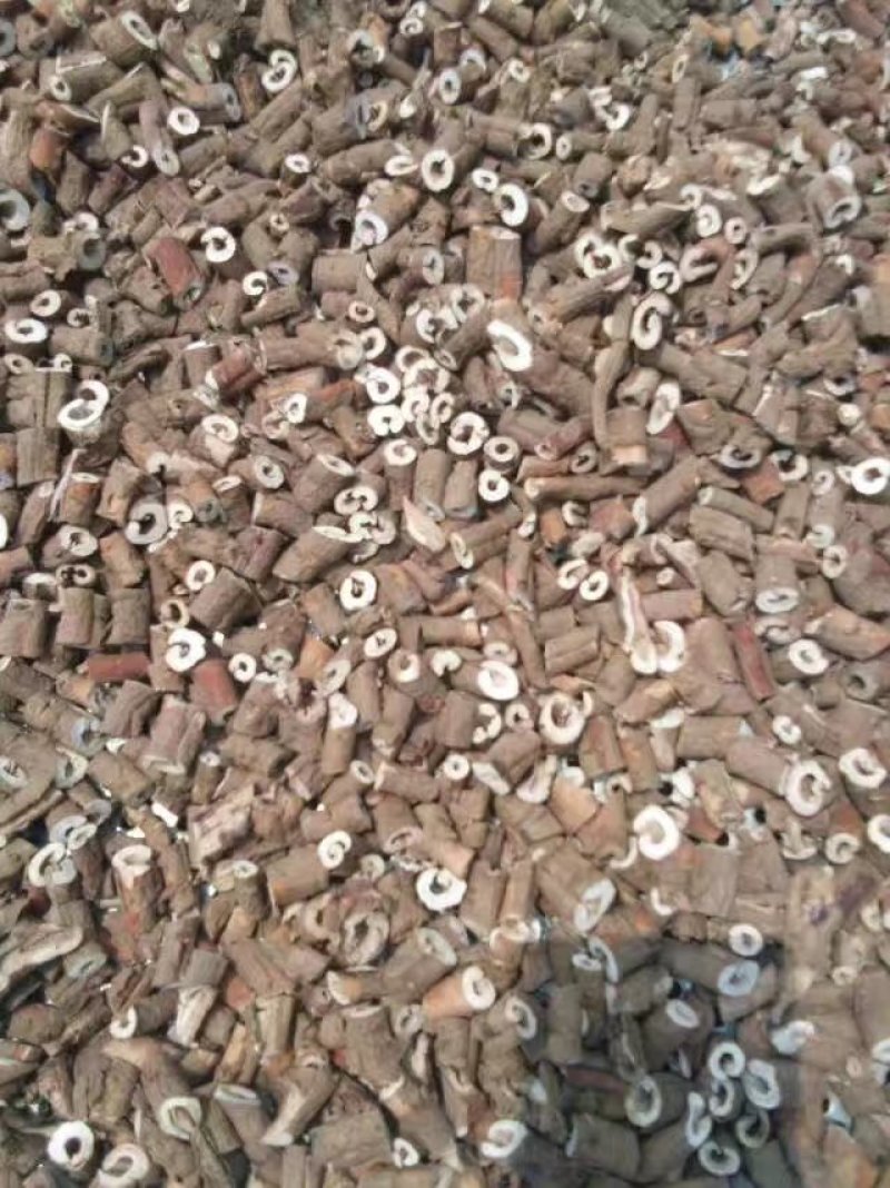 牡丹皮、各种规格精品、投料一手货源，产地批发价供应