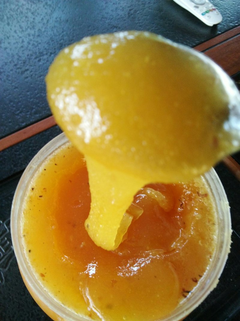 桃花源，深山农户万花之粉土蜂蜜，纯度高，易结晶。