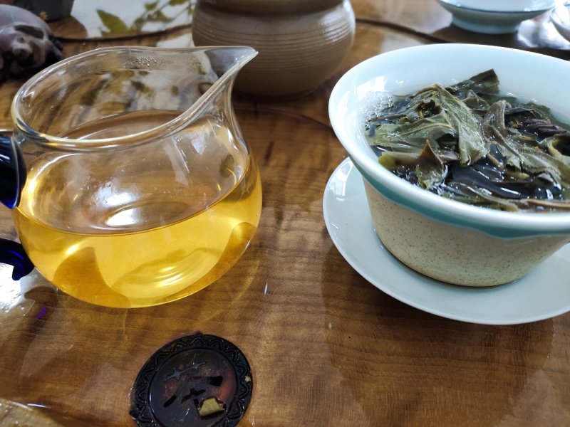 普洱茶茶王绿色有机茶