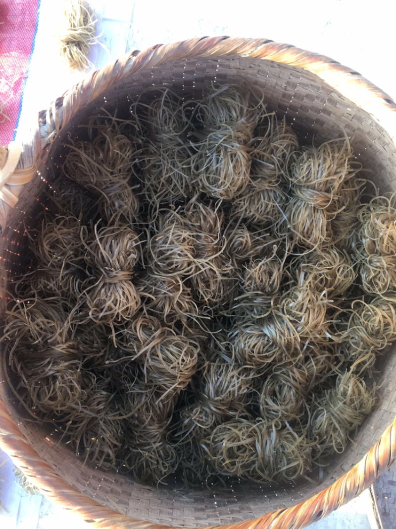 2019江西农家纯手工红薯粉丝，无添加剂，丝滑柔软。