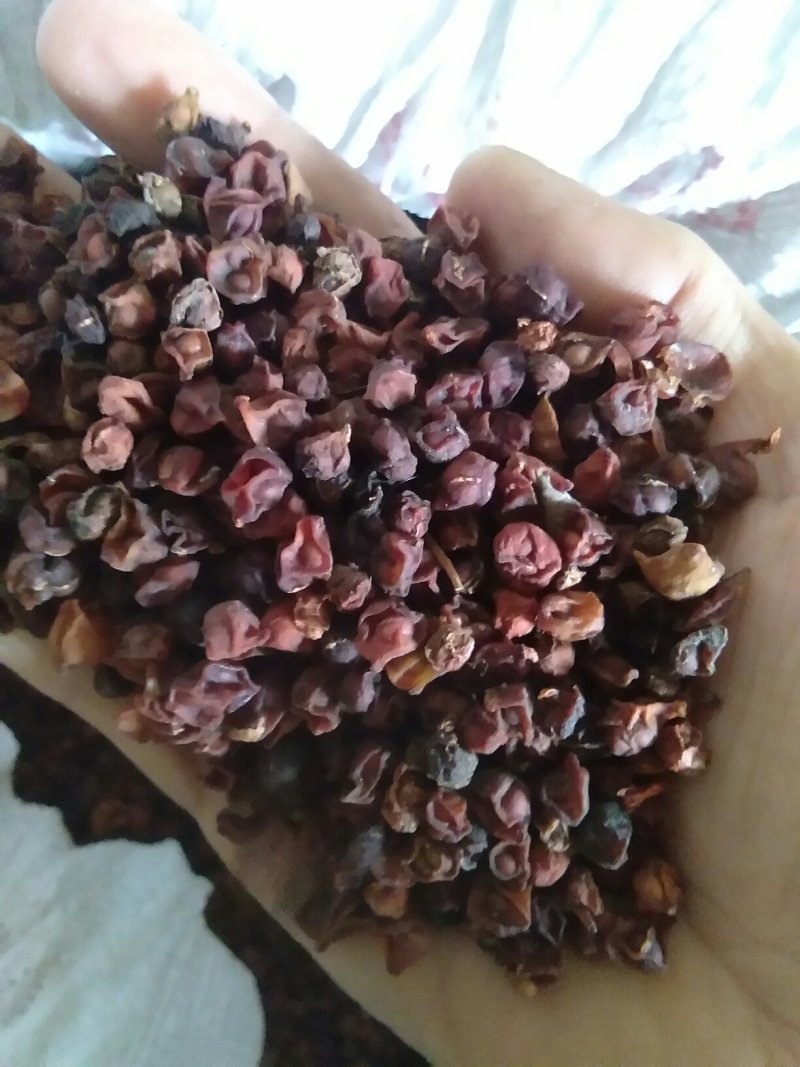 五味子野生南五味子，颗粒好无杂质水煮货自然晒干。