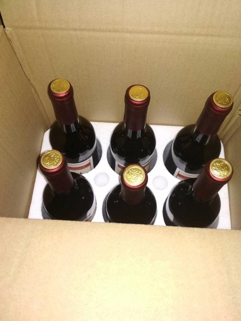 华英家庭农场高山刺葡萄酒