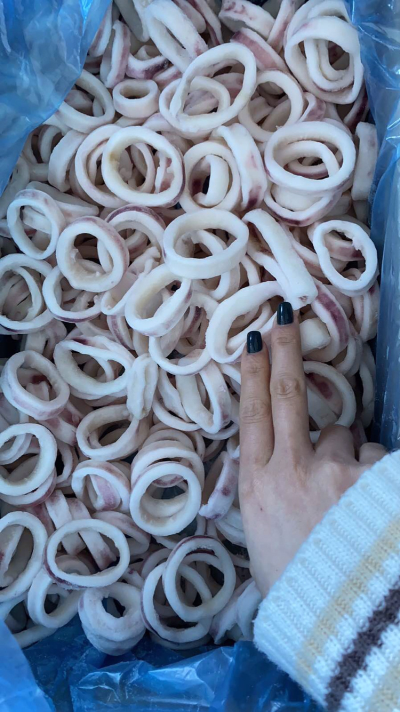 鱿鱼圈漂烫真鱿圈