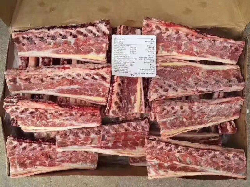 精品羔羊多肉刀骨，带肉带筋，常年供应，对接全国市场发货