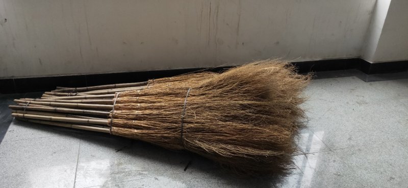 自产自销扫帚，量大从优，品质保证，欢迎新老客户实地考察