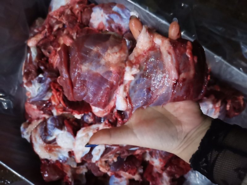 纯干黄牛鲁西黄牛牛头肉坠