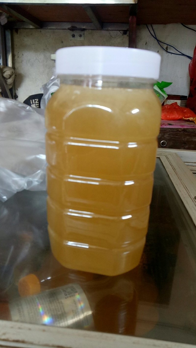 鸭脚木冬蜜