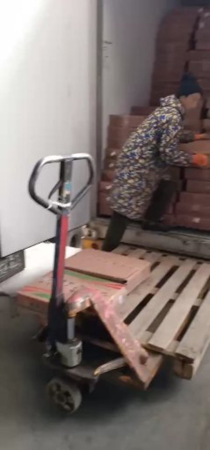 批发大厂，大小均匀凤爪