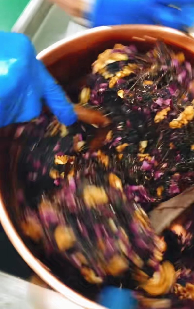 正宗源头产品手工阿胶糕（女人篇）
