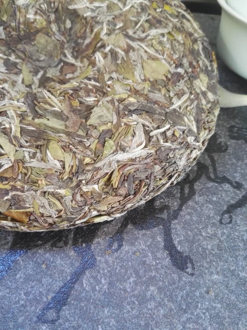 福鼎白茶正品2017年白牡丹饼350克老白茶包邮
