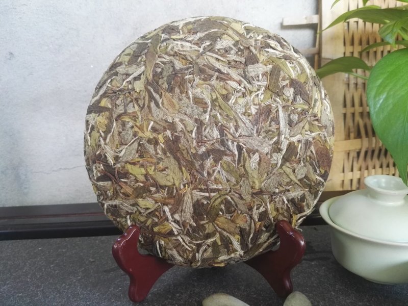 福鼎白茶正品2017年白牡丹饼350克老白茶包邮