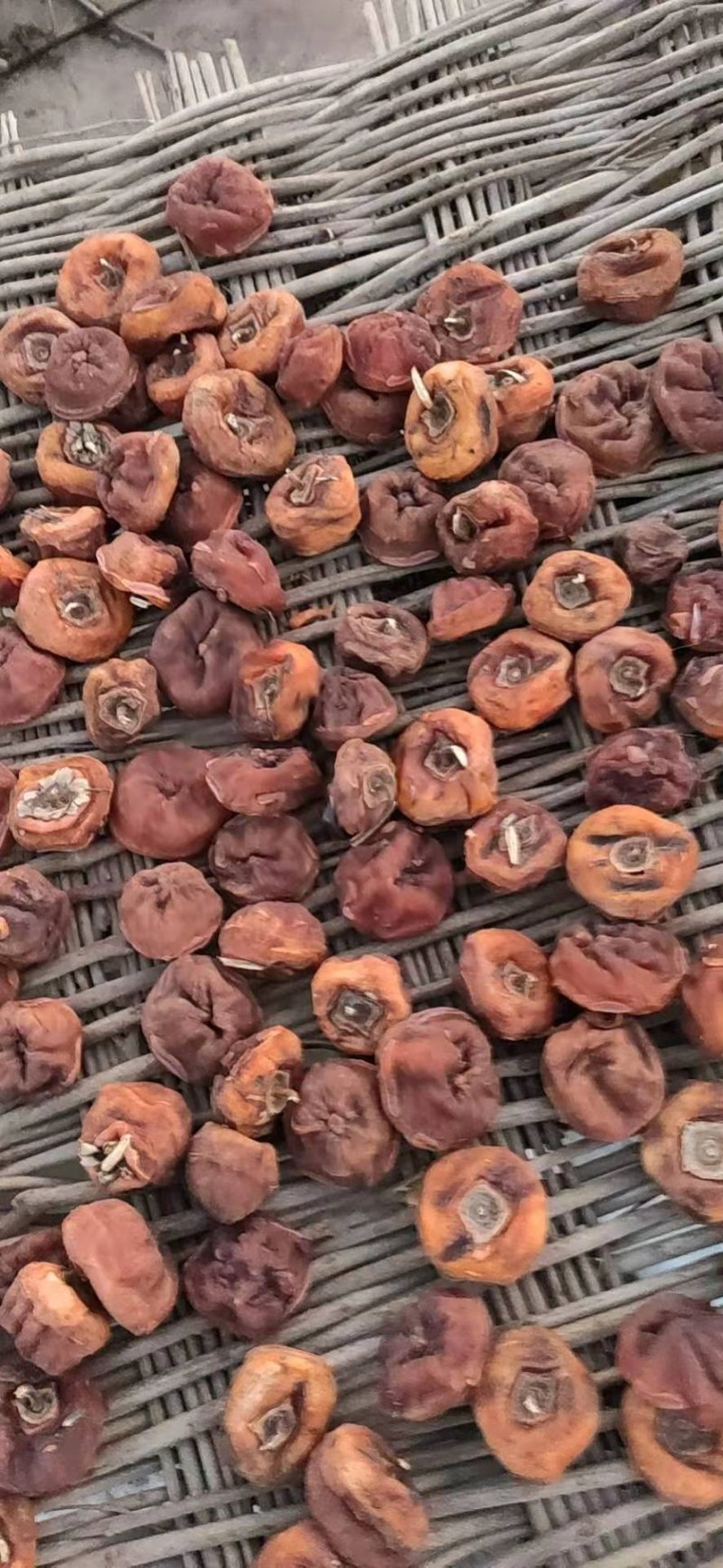 柿子饼（磨盘柿子做的）大量现货，纯手工制作，自然晾晒。