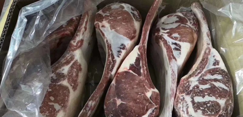 战斧牛排烤肉西餐