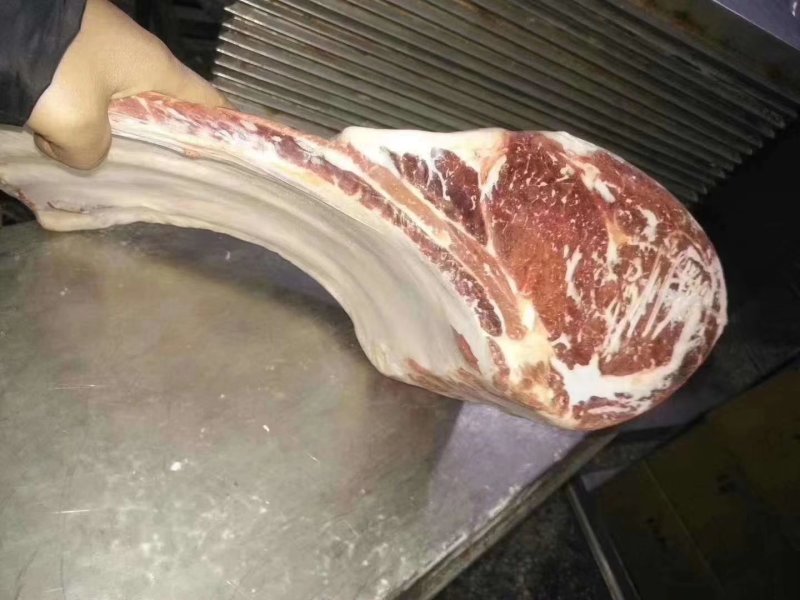 战斧牛排烤肉西餐