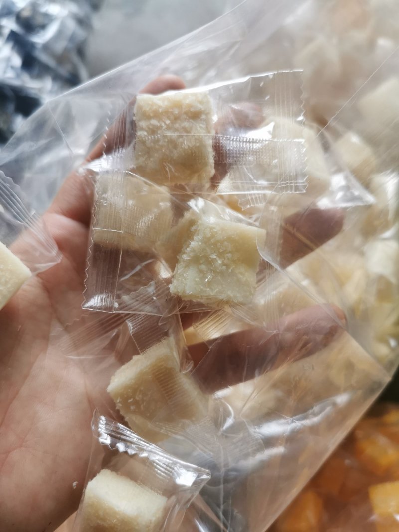 椰子糕，厂家直销，果糕，各种水果味果糕可私我