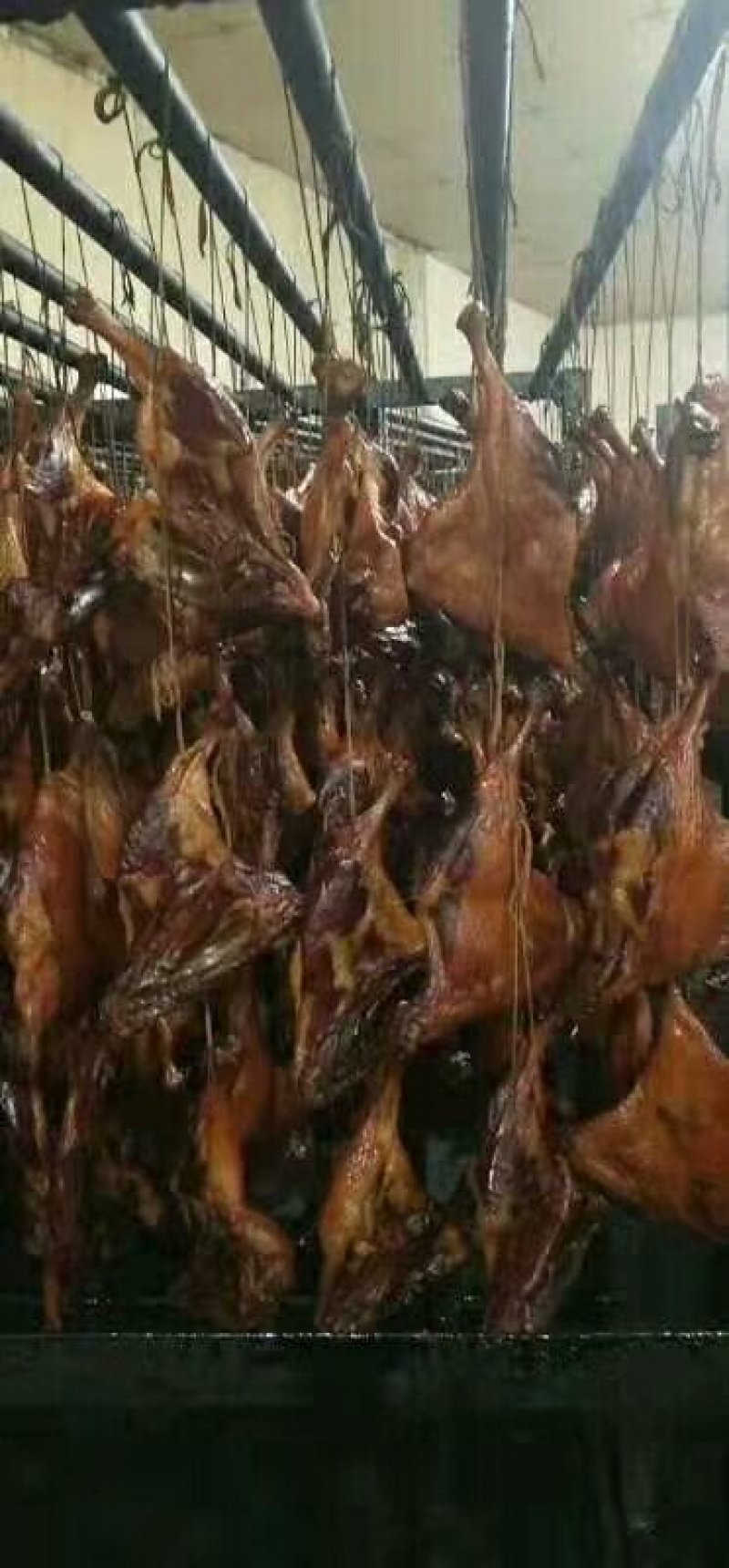 腊鸭腿湖南浏阳精品腊鸭腿纯正的浏阳口味半斤左右一个