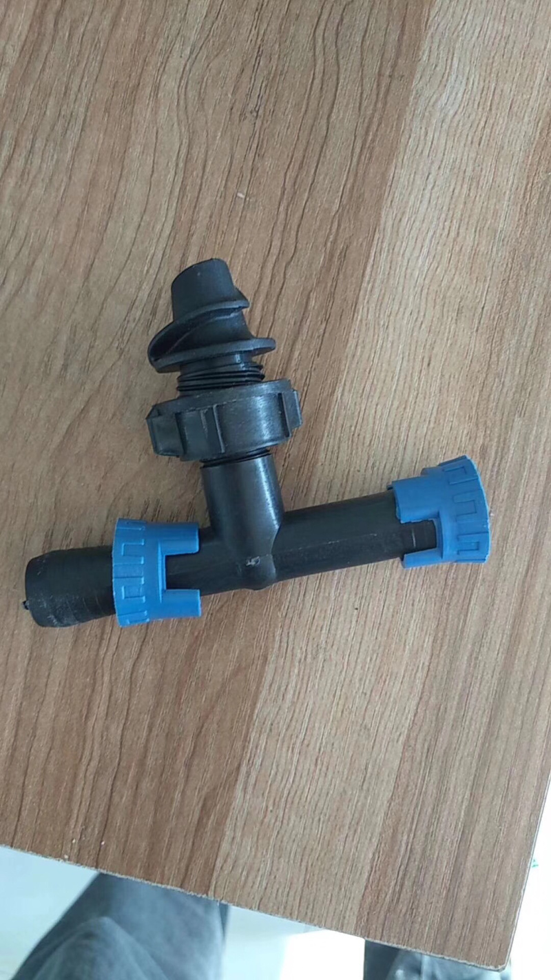 反锁母旁通阀滴灌管材管件