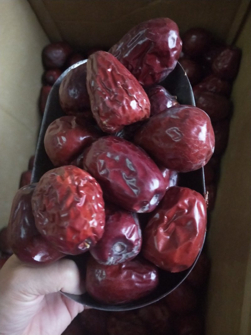新疆和田大枣特级肉厚核小颗粒均匀新货枣王包邮