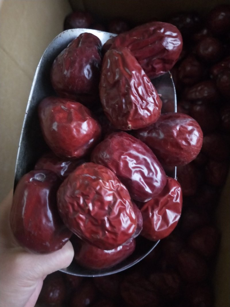 新疆和田大枣特级肉厚核小颗粒均匀新货枣王包邮