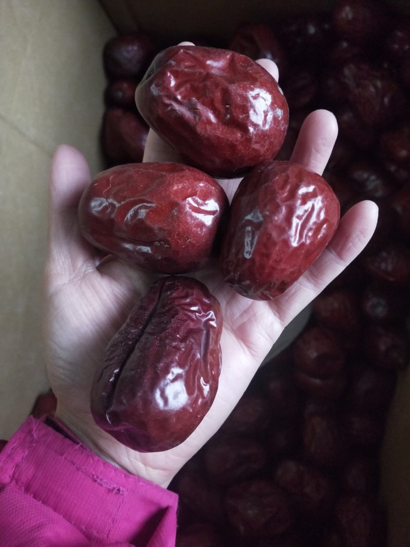 新疆和田大枣特级肉厚核小颗粒均匀新货枣王包邮