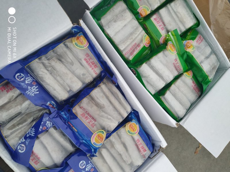 鲜冻刀鱼段规格齐全，价格便宜量大优惠10箱起批不包邮