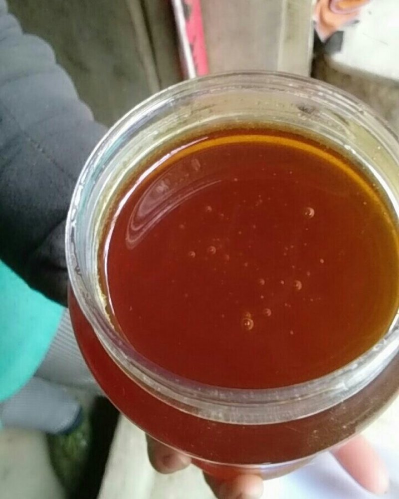土特产蜂蜜自产自销，深山养殖无任何添加剂波美度42。