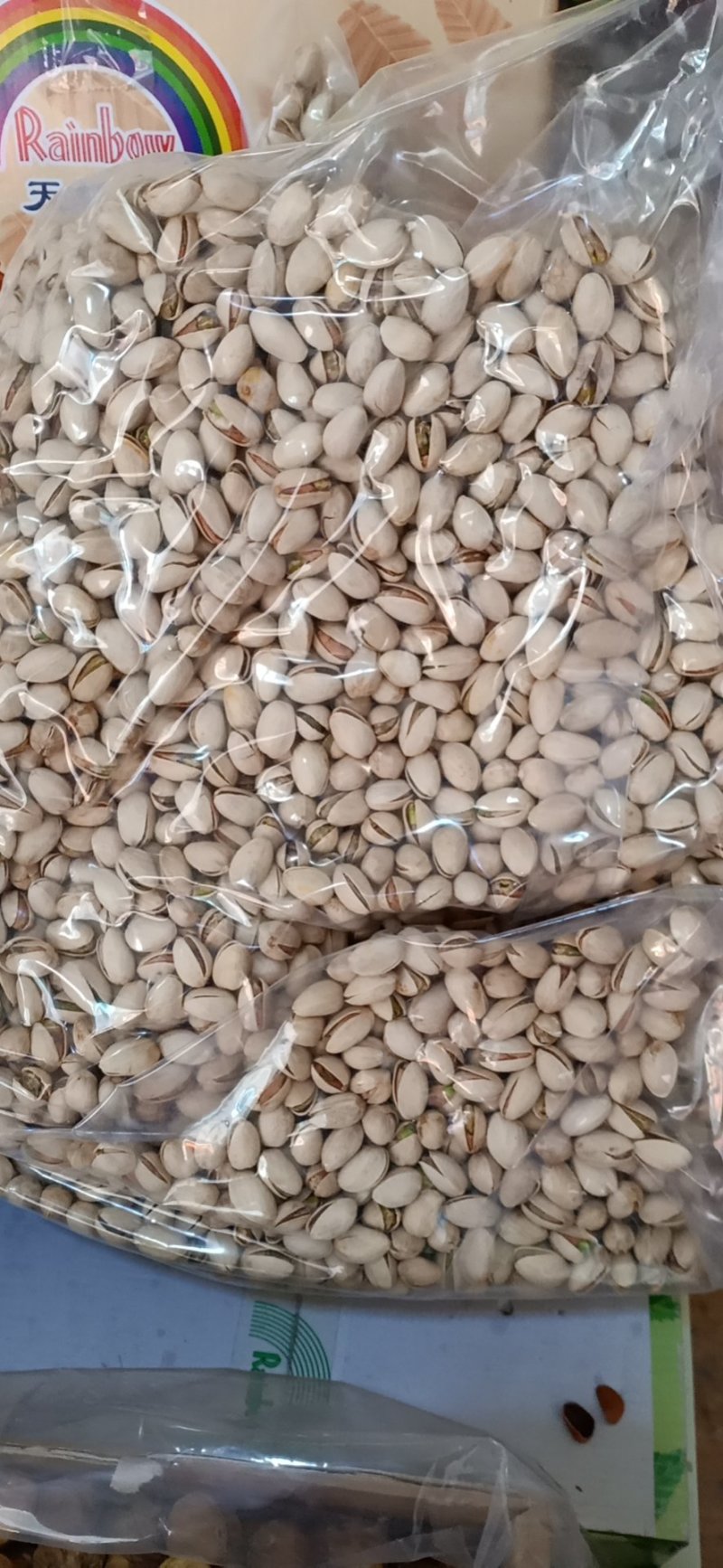 新货【精品干果】进口盐焗自然开口，开心果，仁饱开口率好