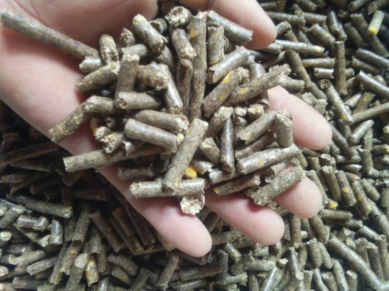 牛羊马专用优质饲料颗粒保证不作假。吃了长膘