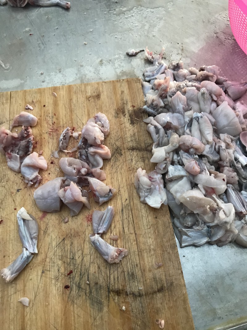 蛙肉，酒店，饭店餐厅，自助餐，学校食堂必备，价格实惠。