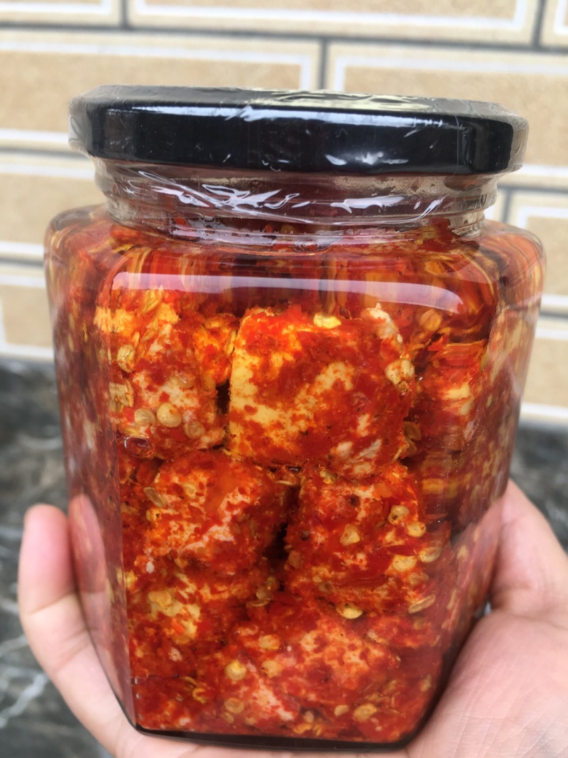 2019农家纯手工制作霉豆腐，天然石膏制做而成。