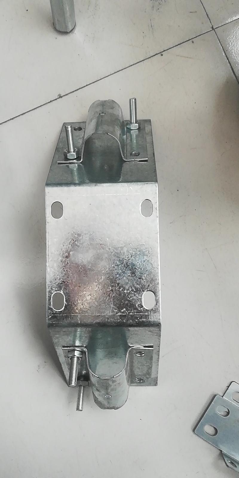 卡槽固定器热镀锌钢管固定卡扣防风卡扣固定卡固定器三合一