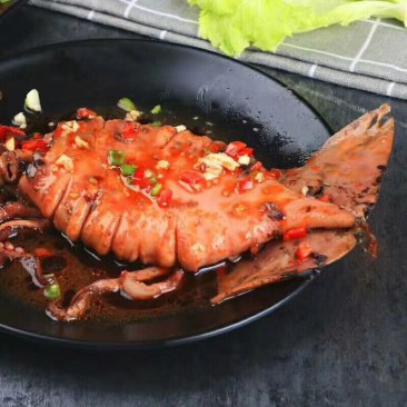 熟食香辣大鱿鱼，开袋加热食用