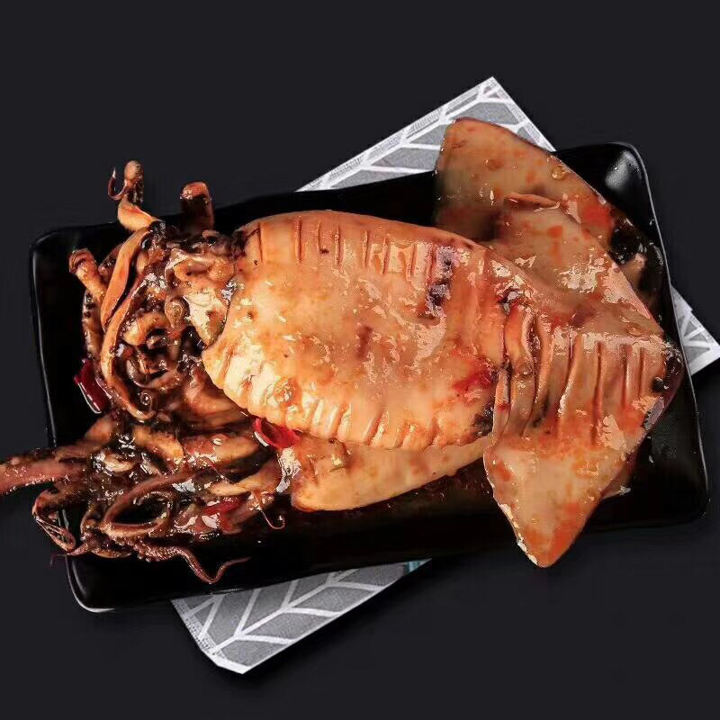 熟食香辣大鱿鱼，开袋加热食用
