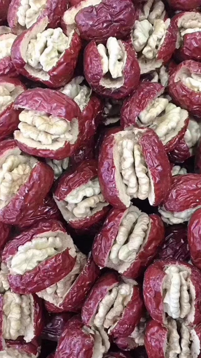 ｛红枣夹核桃｝纯手工制作可批量可零售量大从优【包邮】