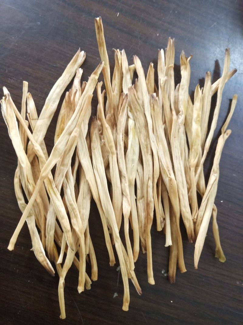 特价黄花菜基地批发，天然晾晒，无添加直条黄花菜