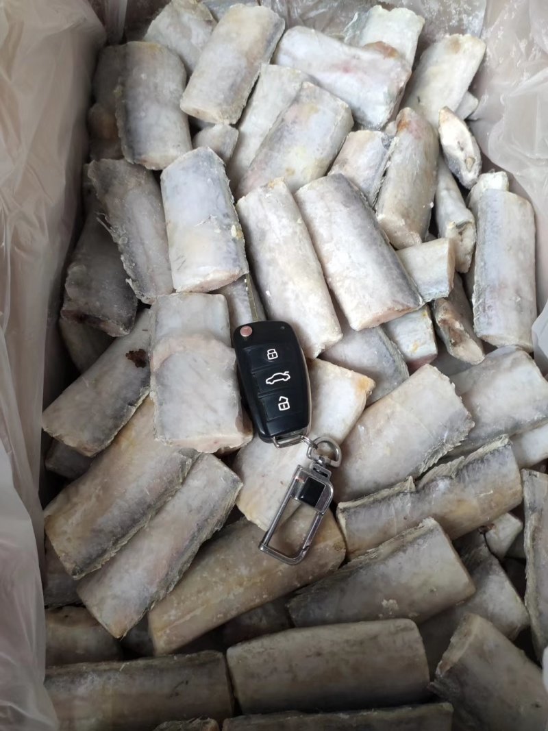 带鱼段，少量保护冰衣，商超专供