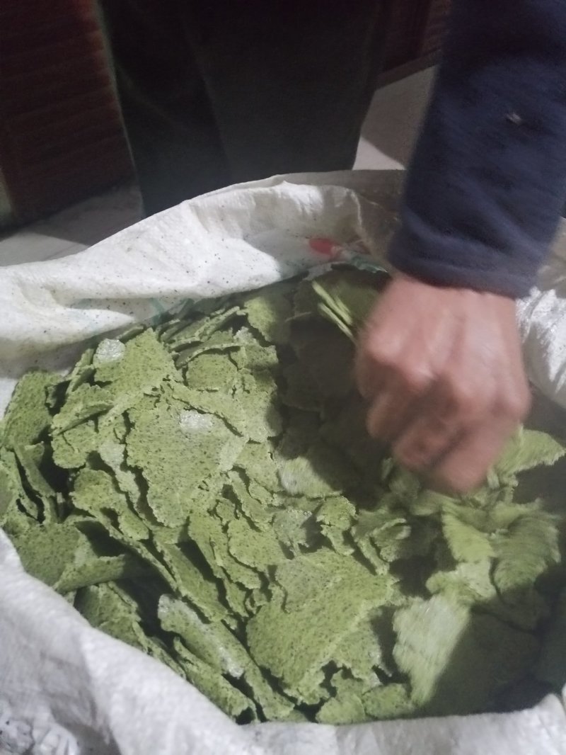 大量出售笨榨的黄豆粕和黑豆粕