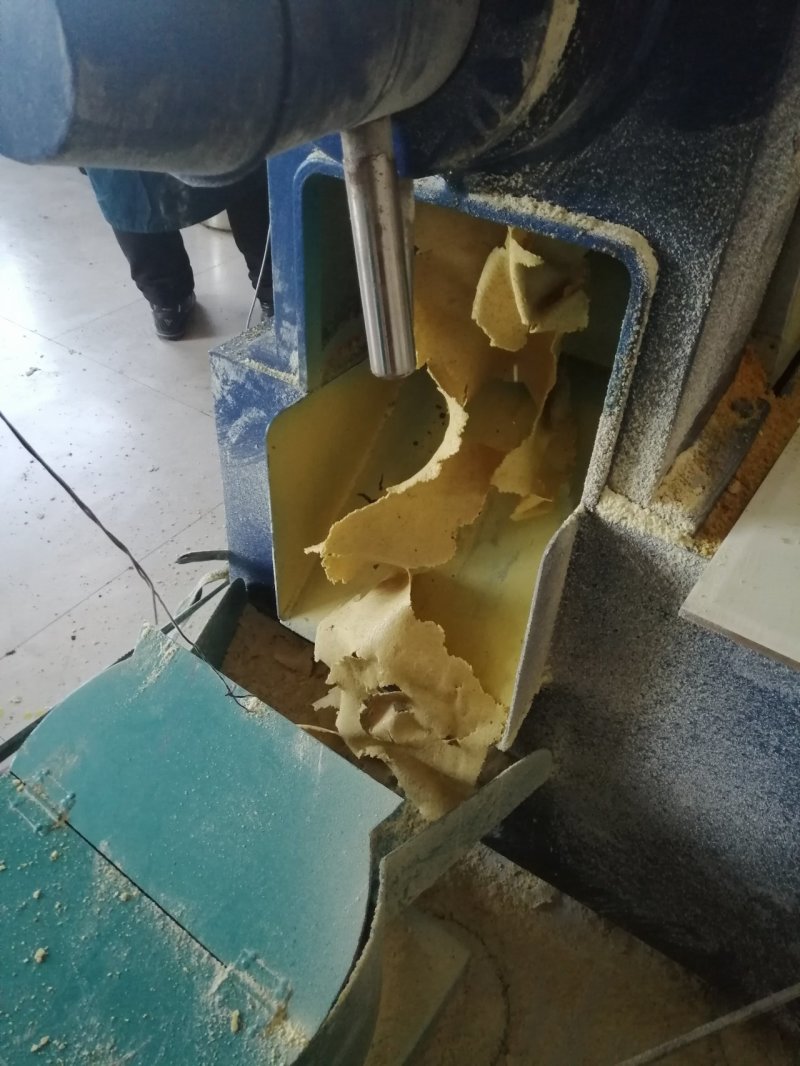 大量出售笨榨的黄豆粕和黑豆粕