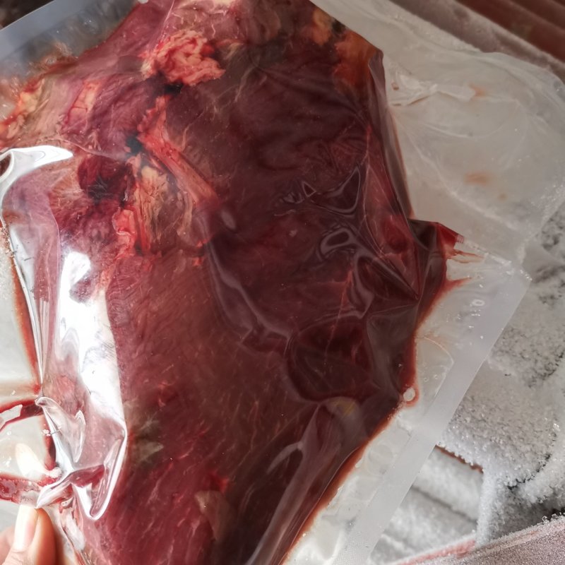 现杀排酸冷鲜马肉厂家直供产品，养殖屠宰一体，保证新鲜