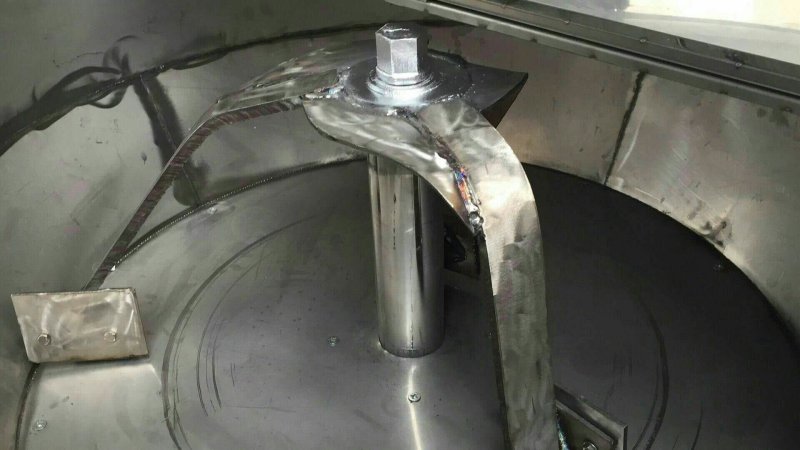 不锈钢饲料搅拌机厂家直销干湿两用搅拌均匀无死角热销产品