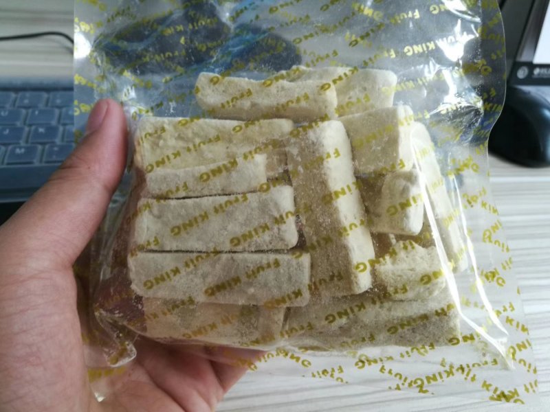 方块榴莲干金枕冻干泰国金枕榴莲冻干纯榴莲干