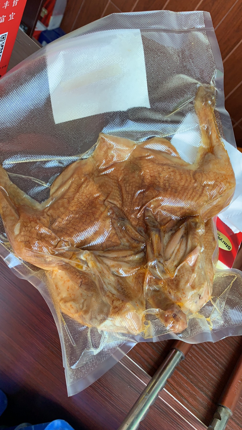 岭南特色正宗岭南果木现烧的荔枝柴烧鸡