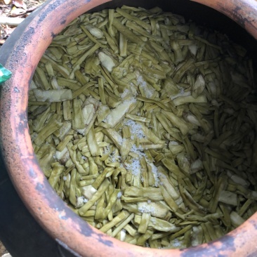 酸芋苗，芋苗干、芋蒙农家自制撕皮