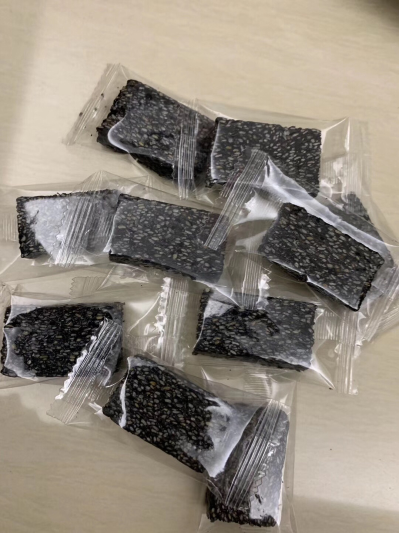 黑芝麻糕一件30斤量多价优配送袋子