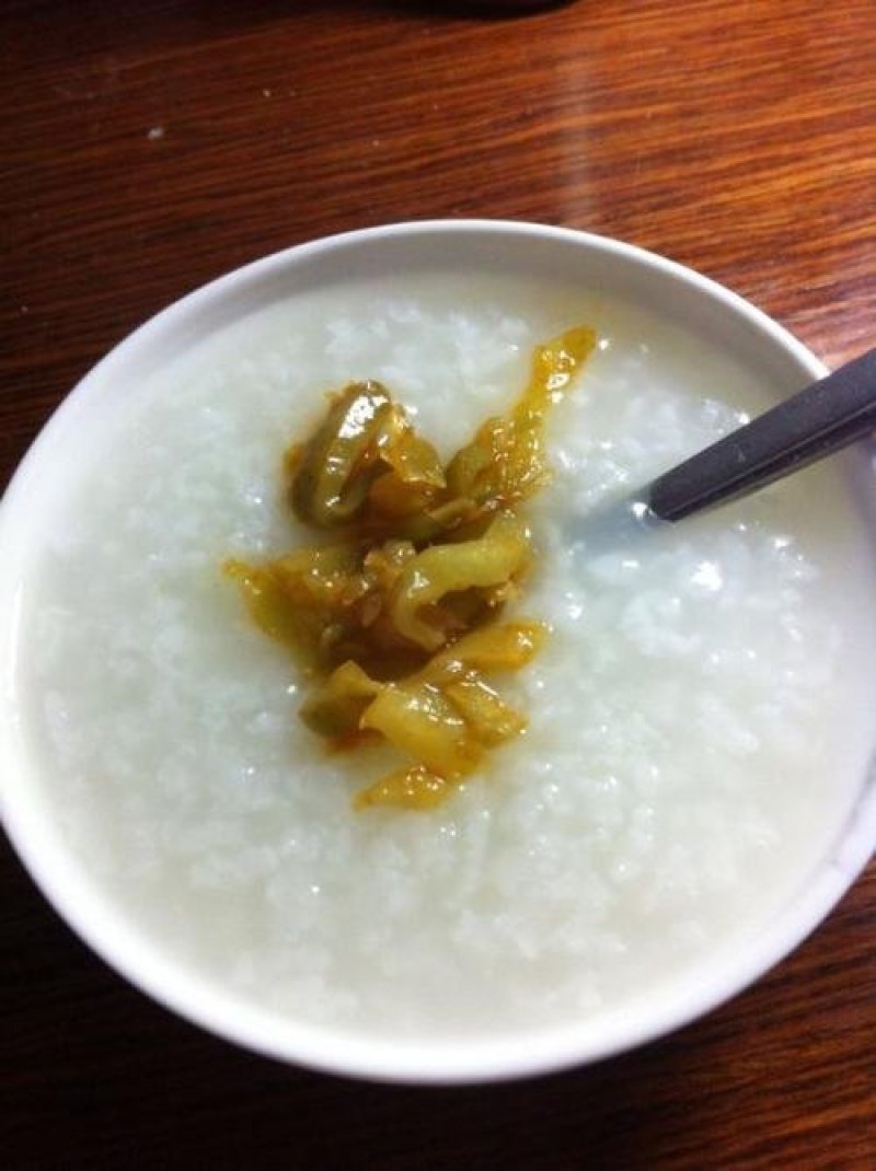 天然洪湖水，清香太禾米，颗粒饱满均称，味道醇香