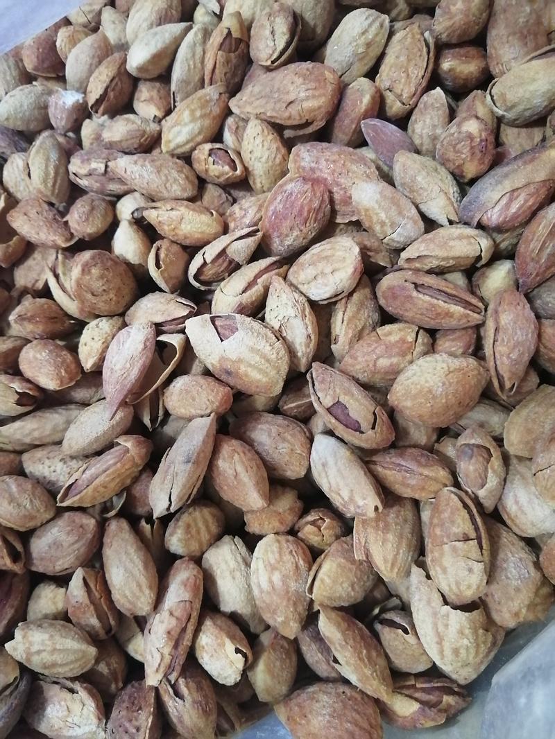 新疆野生巴旦木，原味，奶油，货不多，下单从速批发价批发价